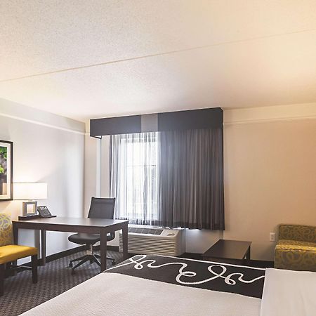 La Quinta By Wyndham Oklahoma City - Nw Expwy Exterior photo